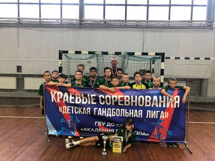 875b102d-e5c9-40f7-9608-a058261079b8